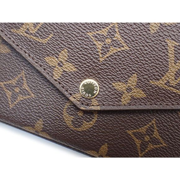 Louis Vuitton Noir Trocadero Handbag - Picture 4 of 14